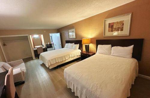 Hemet Hotel | 36 m² Motel ∙ 4 guests