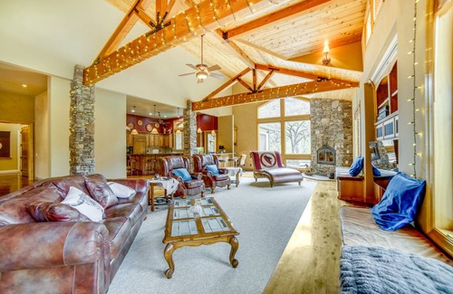 California Wine Country Villa | 363 m² Villa ∙ 2 bedrooms ∙ 6 guests