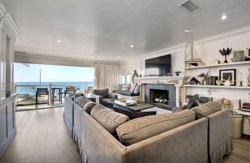 Carlsbad House | 3636 Carlsbad Blvd - Upper