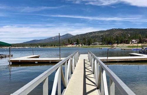 Big Bear Lake Cabin | 367 m² Cabin ∙ 10 bedrooms ∙ 40 guests