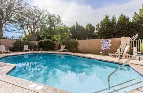 Palm Desert Hotel | 37 m² Hotel ∙ 127 guests
