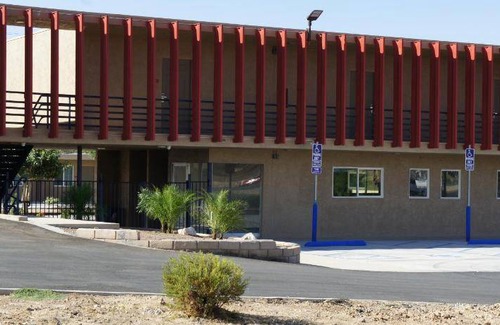 Victorville Hotel | 37 m² Hotel ∙ 2 bedrooms ∙ 7 guests