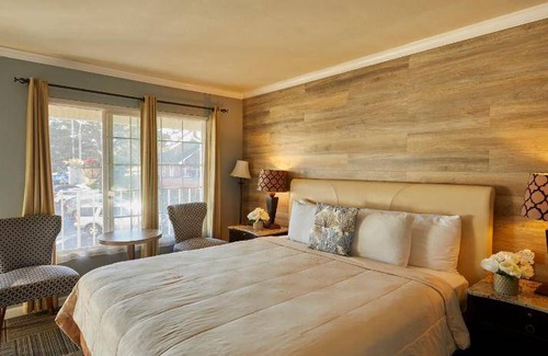 Munras Avenue Hotel | 37 m² Motel ∙ 4 guests