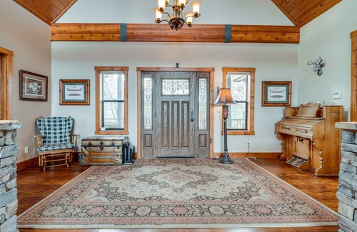 Pine Mountain Club House | 371 m² House ∙ 5 bedrooms ∙ 16 guests