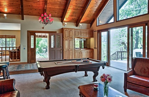 Lake Arrowhead House | 371 m² House ∙ 4 bedrooms ∙ 10 guests