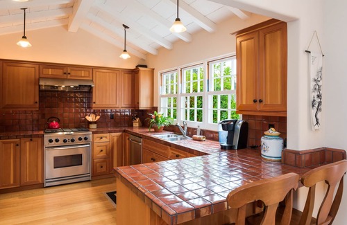 Southeast Carmel House | 3764 On Soundings ~ 5 Minute Walk to Downtown