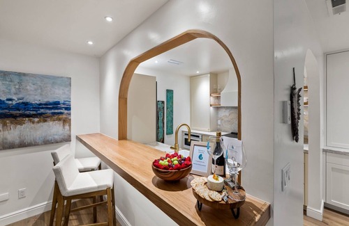 Golden Rectangle Condo | 3972 DolceVita ~Beautiful Remodel, Walk Everywhere