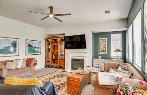 Bakersfield House | 427 m² House ∙ 5 bedrooms ∙ 10 guests