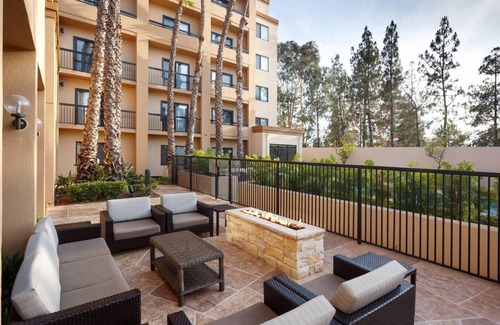 Laguna Hills Hotel | 43 m² Hotel ∙ 127 guests