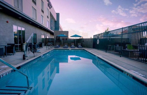 March Air Reserve Base Hotel | 45 m² Hotel ∙ 127 guests