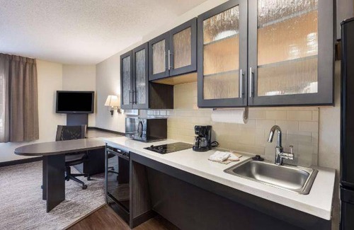 Anaheim Resort Hotel | 45 m² Hotel ∙ 127 guests