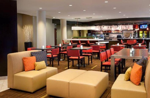 Foothill Ranch Hotel | 46 m² Hotel ∙ 127 guests