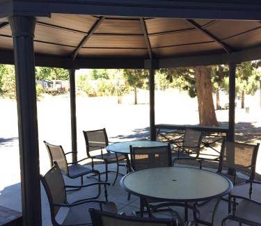 Big Bear Lake Hotel | 46 m² Hotel ∙ 5 guests