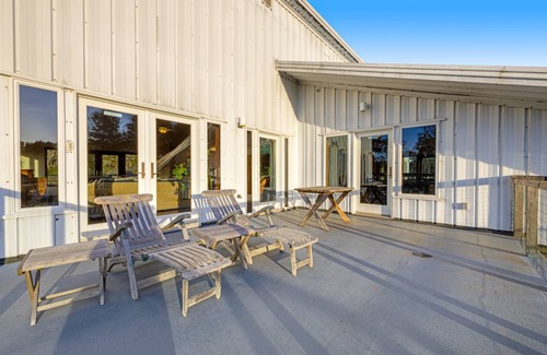 Fort Bragg House | 463 m² House ∙ 5 bedrooms ∙ 11 guests