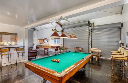 Fort Bragg House | 463 m² House ∙ 5 bedrooms ∙ 11 guests
