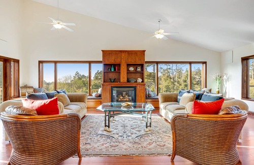 Fort Bragg House | 463 m² House ∙ 5 bedrooms ∙ 11 guests
