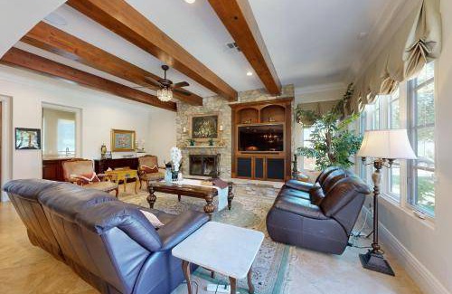 Murrieta House | 465 m² House ∙ 6 bedrooms ∙ 10 guests