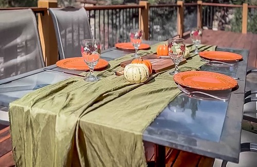 Castle Glen Estates Cabin | 466 m² Cabin ∙ 5 bedrooms ∙ 16 guests