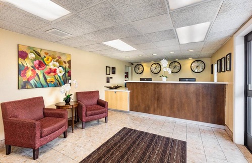 Tustin Hotel | 47 m² Hotel ∙ 127 guests