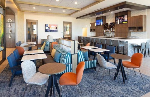 Nut Tree Hotel | 48 m² Hotel ∙ 2 bedrooms ∙ 8 guests