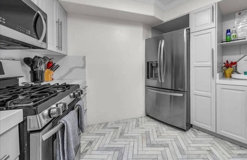Los Angeles House | 5 min to Universal or Hollywood Sign Pets Ok