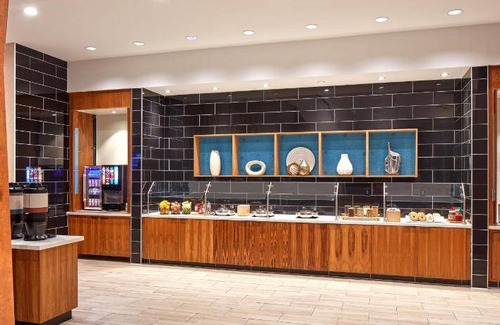 Downey Hotel | 51 m² Hotel ∙ 127 guests