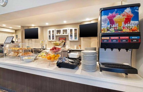Simi Valley Hotel | 51 m² Hotel ∙ 127 guests