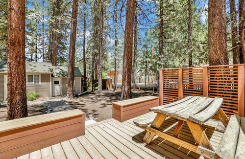 Summit Estates Cabin | 52 m² Cabin ∙ 2 bedrooms ∙ 4 guests
