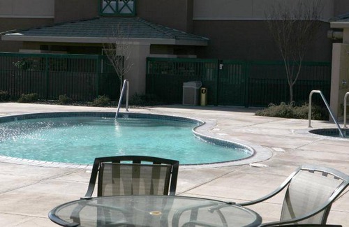 Keene Hotel | 52 m² Hotel ∙ 127 guests