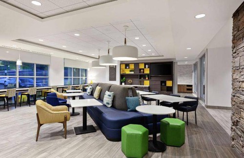 Temecula Hotel | 52 m² Hotel ∙ 127 guests