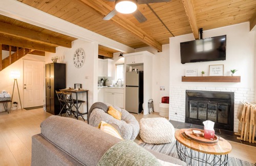 Castle Glen Estates Cabin | 54 m² Cabin ∙ 1 bedroom ∙ 4 guests