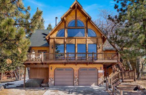 Upper Moonridge House | 548 m² House ∙ 6 bedrooms ∙ 16 guests