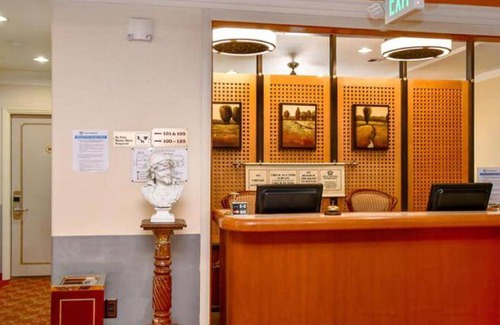 Downtown Hotel | 55 m² Hotel ∙ 10 guests