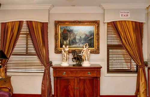 Downtown Hotel | 55 m² Hotel ∙ 10 guests