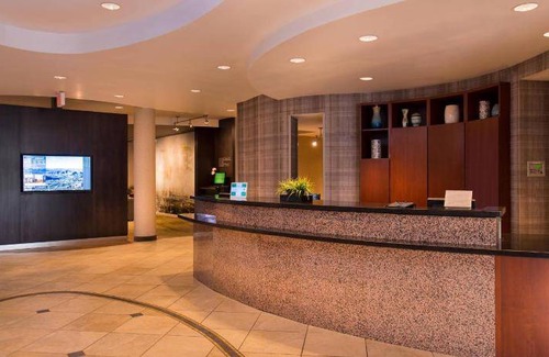 Thousand Oaks Hotel | 55 m² Hotel ∙ 127 guests