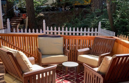 Crestline House | 55 m² House ∙ 1 bedroom ∙ 4 guests