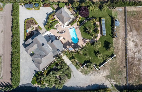Carmel Other | 557 m² Accommodation ∙ 4 bedrooms ∙ 10 guests
