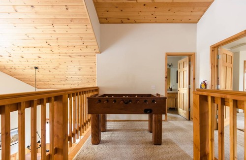 Summit Estates House | 583 m² House ∙ 3 bedrooms ∙ 8 guests