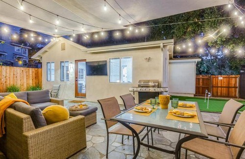Thousand Oaks House | 63 m² House ∙ 2 bedrooms ∙ 4 guests