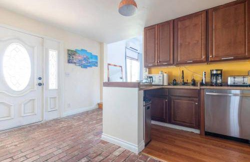 Central Malibu Apartment | 65 m² Apartment ∙ 1 bedroom ∙ 2 guests