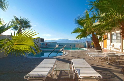 Desert Hot Springs Resort | 65 m² Resort ∙ 1 bedroom ∙ 3 guests