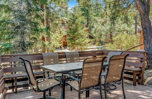 Boulder Bay Cabin | 66 m² Cabin ∙ 2 bedrooms ∙ 4 guests