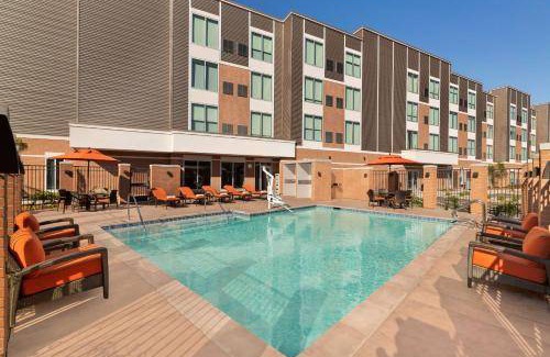 Nut Tree Hotel | 66 m² Hotel ∙ 127 guests