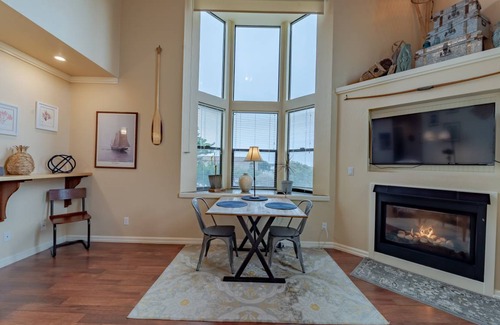 Old Town Eureka Apartment | 70 m² Apartment ∙ 1 bedroom ∙ 3 guests