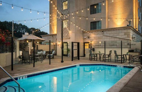 Carmel Valley Hotel | 70 m² Hotel ∙ 127 guests