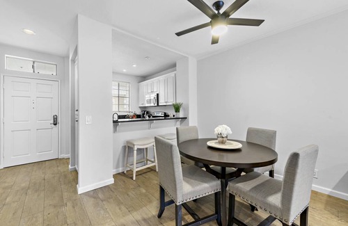 Huntington Beach Condo | 71 m² Condo ∙ 1 bedroom ∙ 2 guests