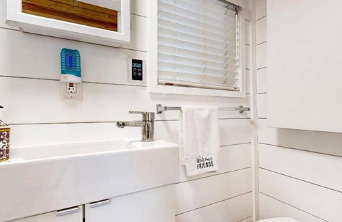 Phoenix Lake-Cedar Ridge Hotel | 71 m² Hotel ∙ 4 guests