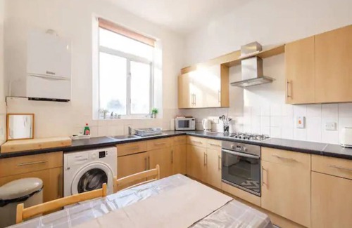 Cantelowes Apartment | 74 m² Apartment ∙ 3 bedrooms ∙ 6 guests