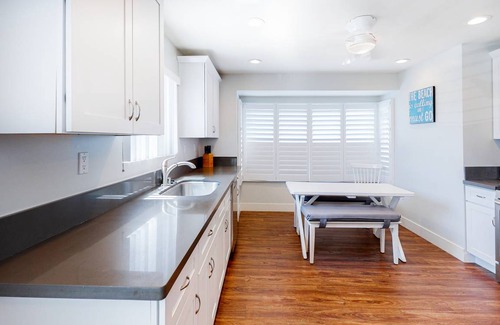 South Oceanside House | 74 m² House ∙ 11 bedrooms ∙ 38 guests