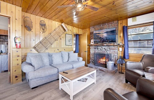 Patton Cabin | 76 m² Cabin ∙ 2 bedrooms ∙ 10 guests